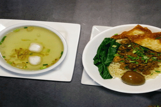 Noodle Soup with Mushroom, Wanton and Fish Ball